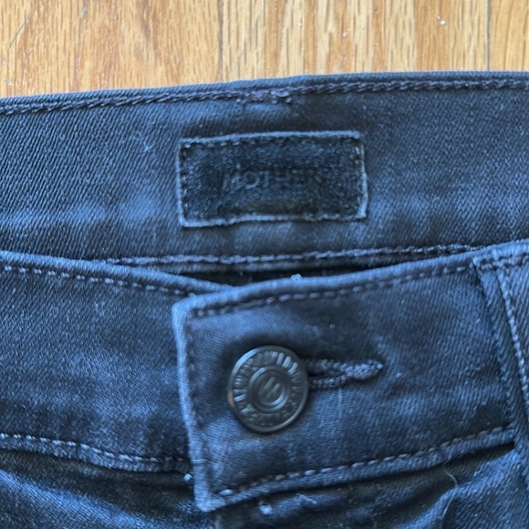 Mother sz 25 stunner zip ankle step fray black denim jean, good pre owned cond - Picture 4 of 7